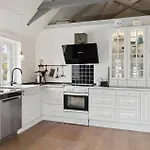 בית נופש Stunning In With Kitchen *
