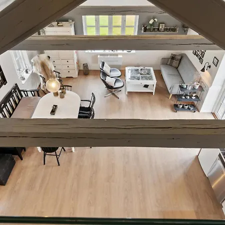 Stunning In With Kitchen *