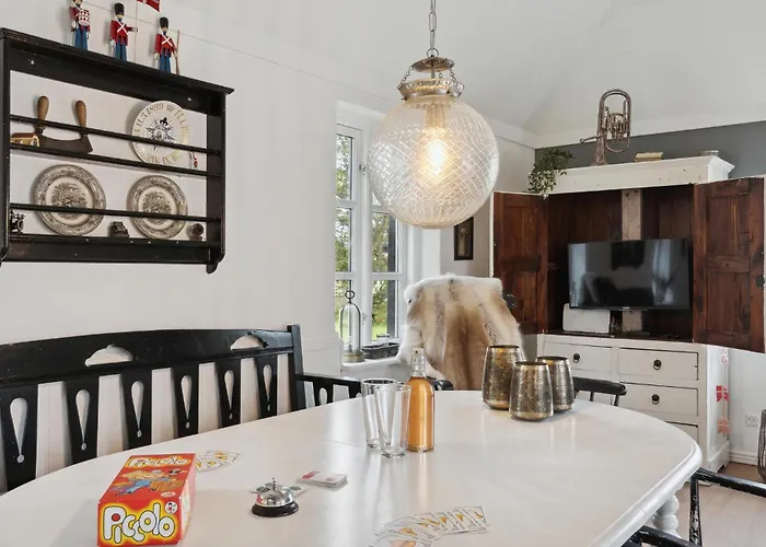 Stunning In With Kitchen Дом отдыха